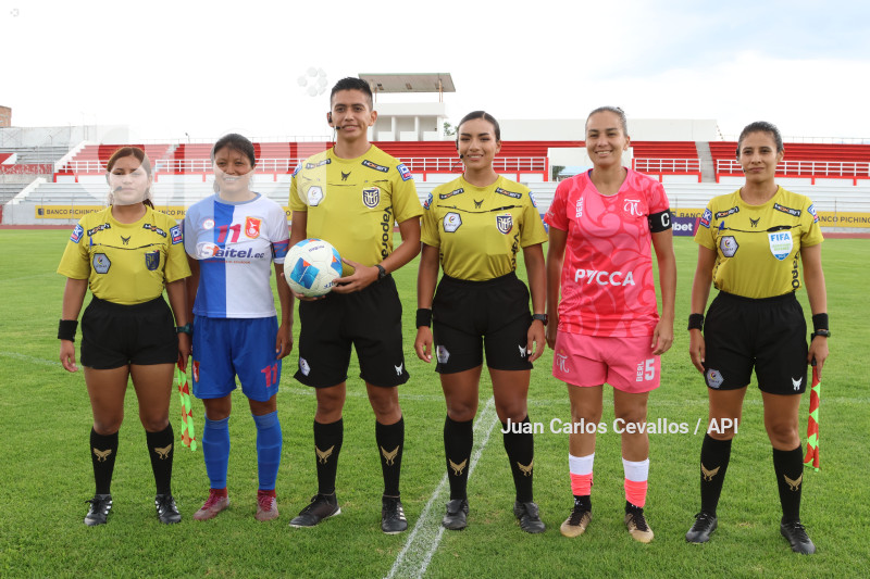FBL-SUPERLIGA-DEPORTIVO IBARRA-CLUB ÑAÑAS