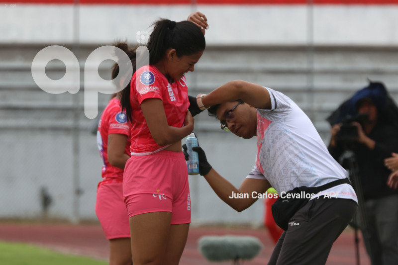 FBL-SUPERLIGA-DEPORTIVO IBARRA-CLUB ÑAÑAS