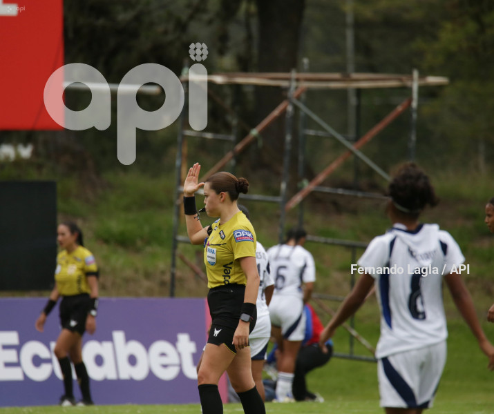 FBL SUPERLIGA FEMENINA NACIONAL VS EMELEC