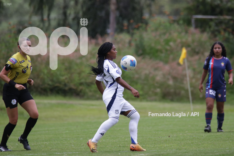 FBL SUPERLIGA FEMENINA NACIONAL VS EMELEC
