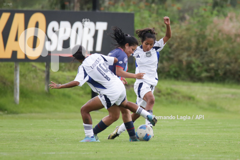 FBL SUPERLIGA FEMENINA NACIONAL VS EMELEC
