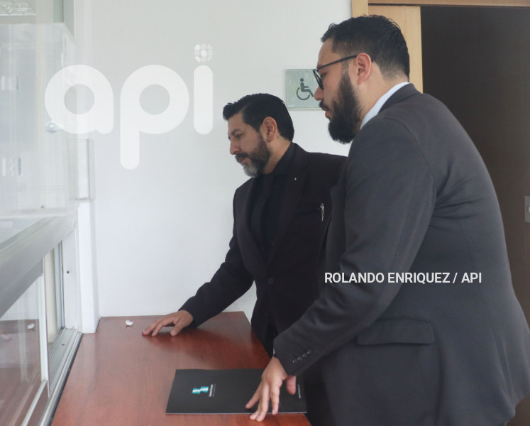 WASHINGTON ANDRADE CORTE CONSTITUCIONAL
