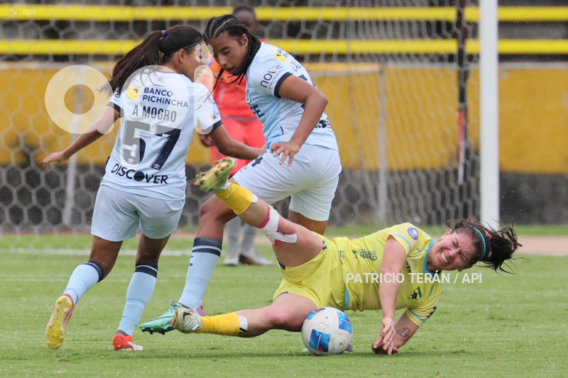 FBL SUPERLIGA FEMENINA CATOLICA VS ESPUCE
