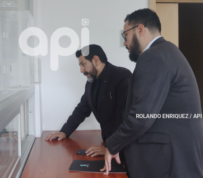 WASHINGTON ANDRADE CORTE CONSTITUCIONAL