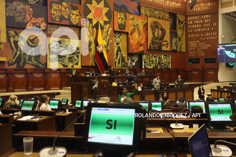 ALCALDES ESMERALDAS ASAMBLEA