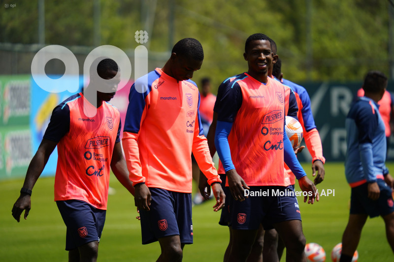 ENTRENAMIENTO SELECCION