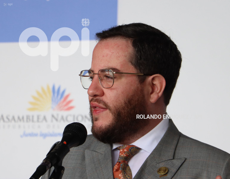 ALEJANDRO MUNOZ SECRETARIO ASAMBLEA