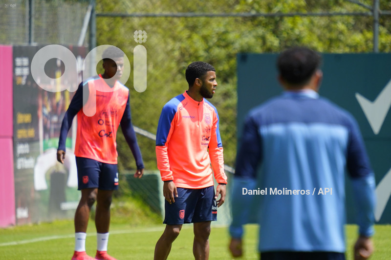 ENTRENAMIENTO SELECCION