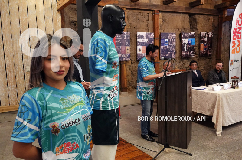 CUENCA-LANZAMIENTO-CIRCUITO INTERNACIONAL-CRUCES