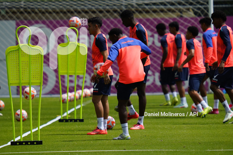 ENTRENAMIENTO SELECCION