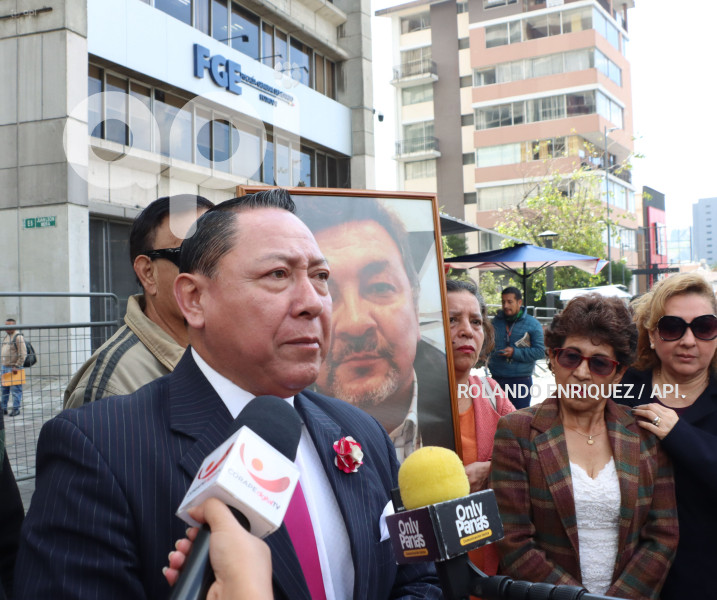 EX TRABAJADORES CANAL UNO