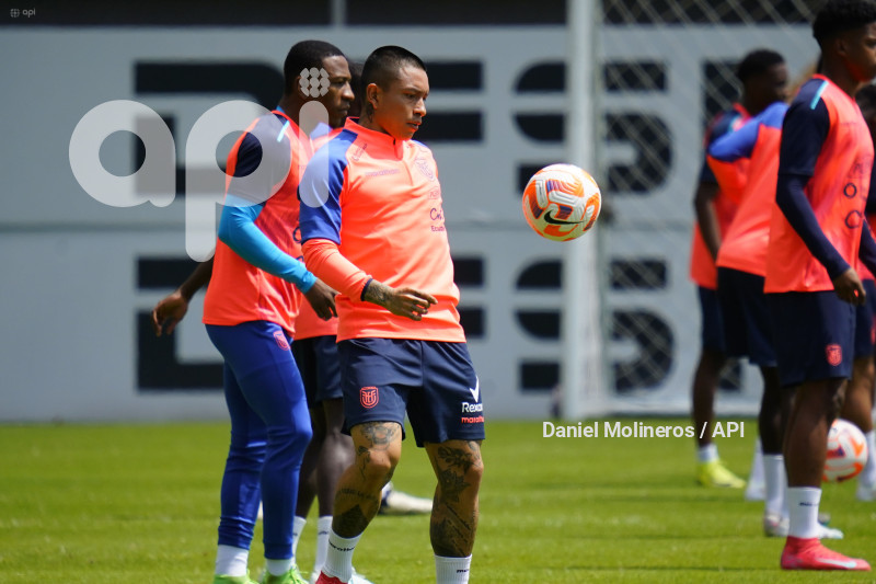 ENTRENAMIENTO SELECCION