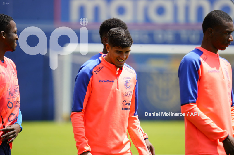 ENTRENAMIENTO SELECCION