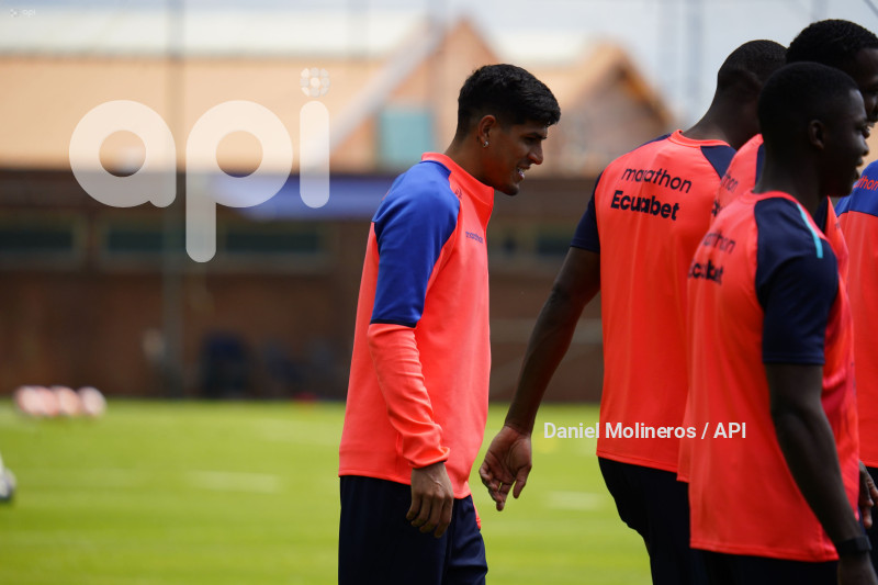 ENTRENAMIENTO SELECCION