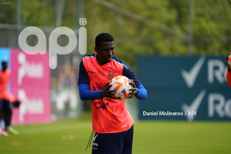 ENTRENAMIENTO SELECCION