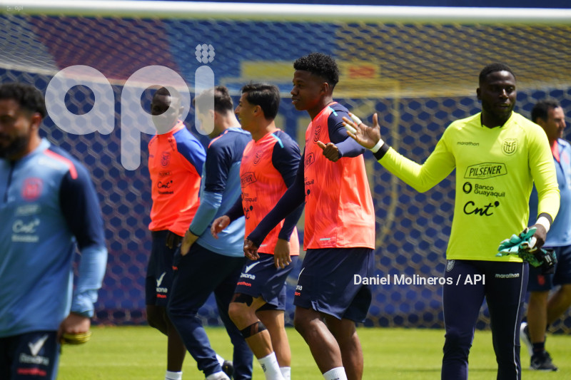 ENTRENAMIENTO SELECCION