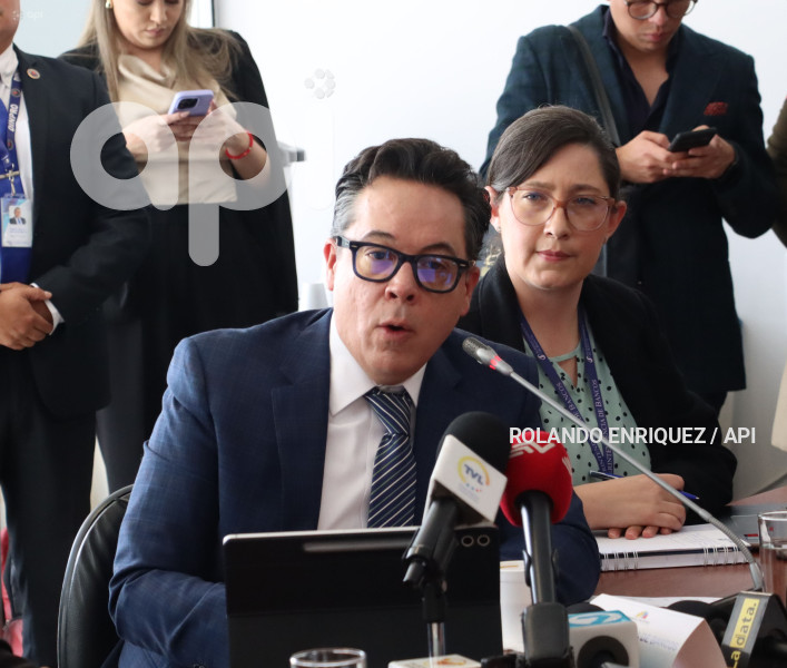 COMISION SEGURIDAD TRATA SOBRE CHATS LIGA AZUL