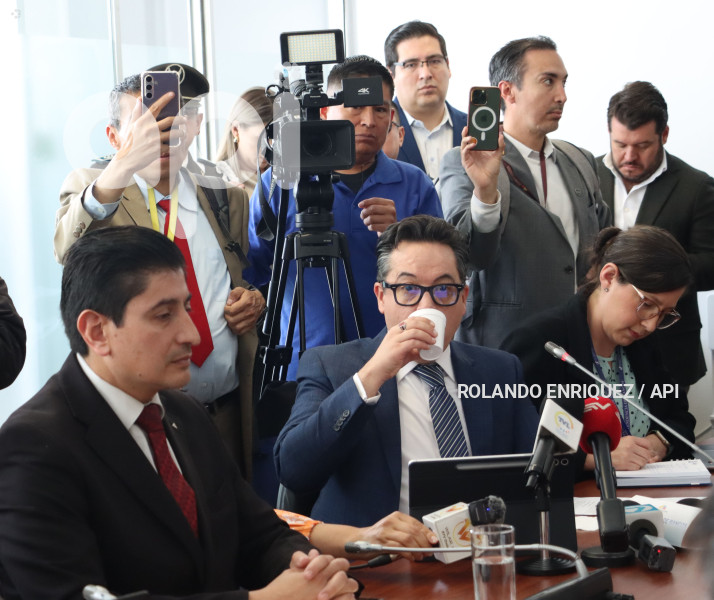 COMISION SEGURIDAD TRATA SOBRE CHATS LIGA AZUL