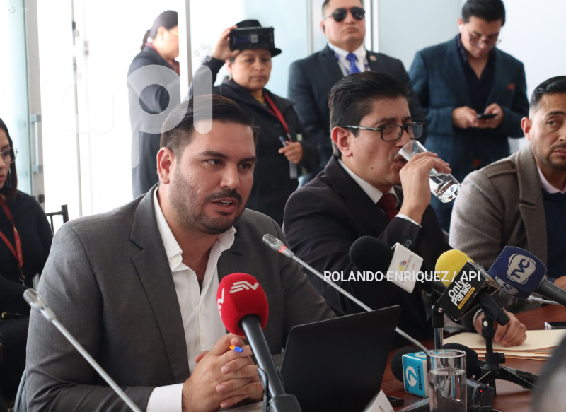 COMISION SEGURIDAD TRATA SOBRE CHATS LIGA AZUL