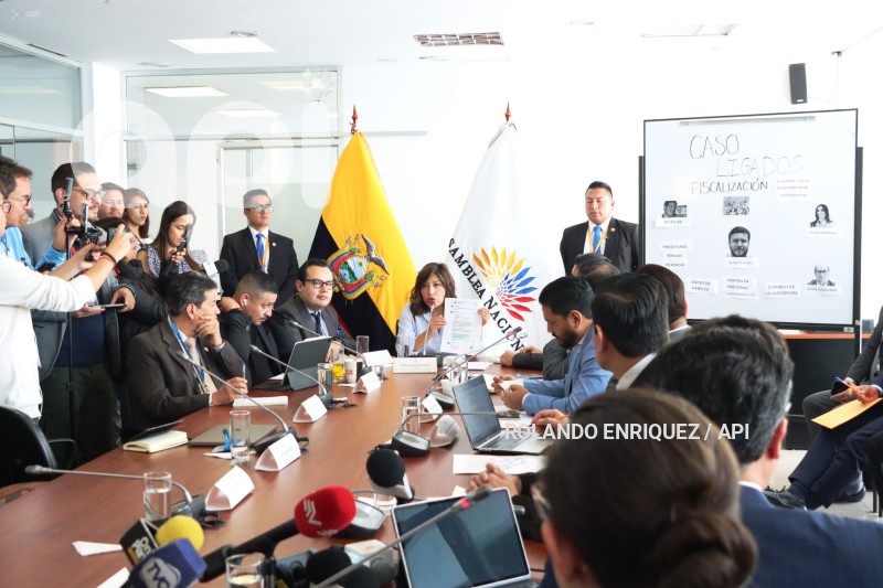 COMISION SEGURIDAD TRATA SOBRE CHATS LIGA AZUL