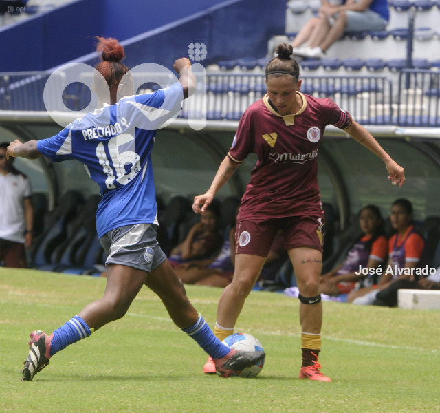 FBL-SUPERLIGAFEMENINA-EMELEC-VINOTINTO