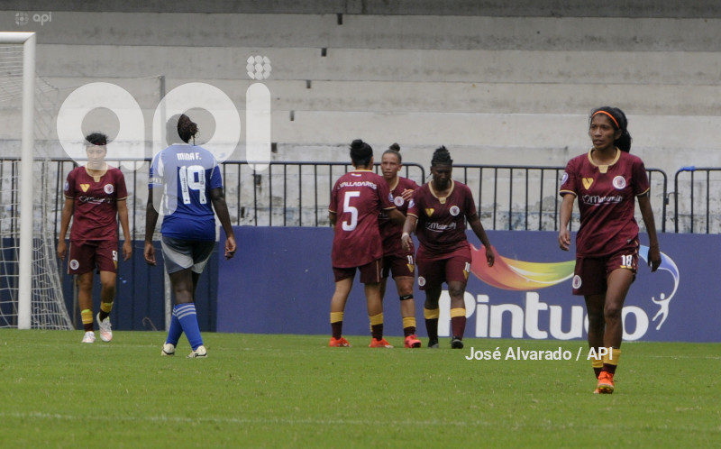 FBL-SUPERLIGAFEMENINA-EMELEC-VINOTINTO