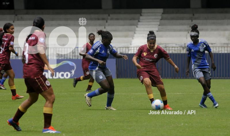 FBL-SUPERLIGAFEMENINA-EMELEC-VINOTINTO