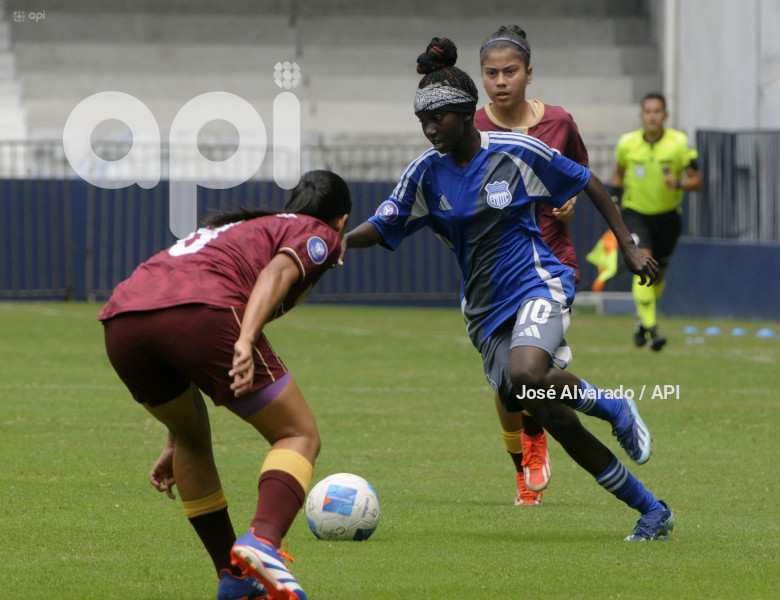 FBL-SUPERLIGAFEMENINA-EMELEC-VINOTINTO