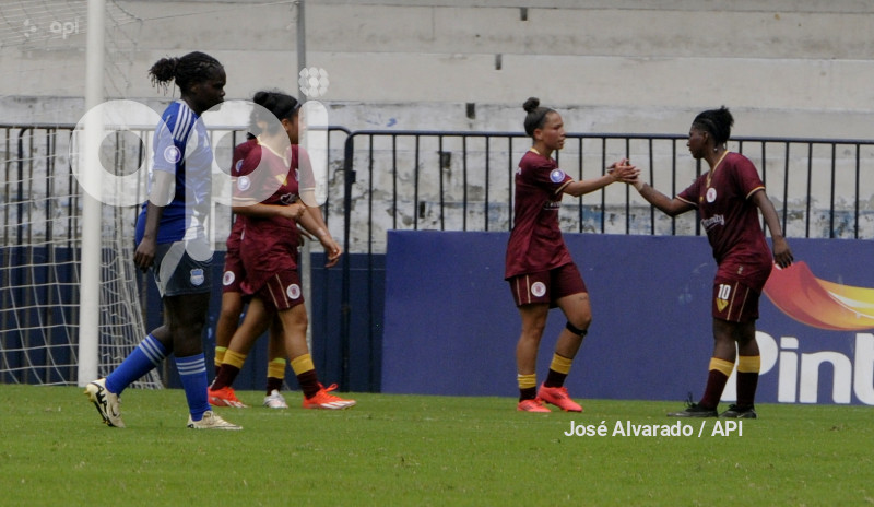FBL-SUPERLIGAFEMENINA-EMELEC-VINOTINTO