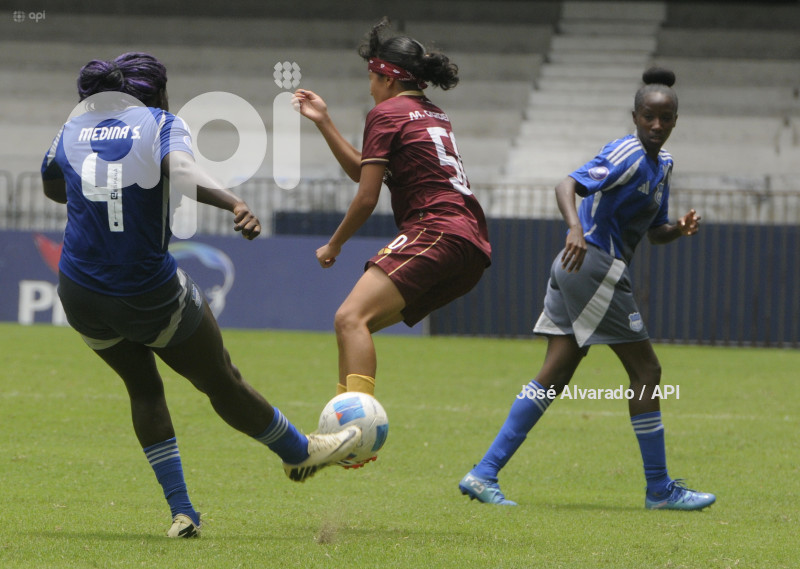 FBL-SUPERLIGAFEMENINA-EMELEC-VINOTINTO