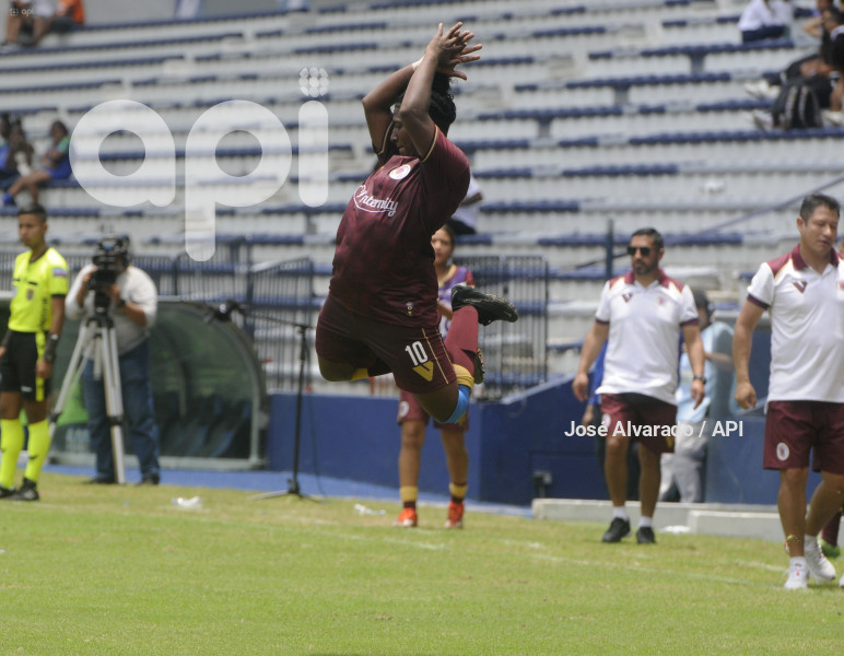 FBL-SUPERLIGAFEMENINA-EMELEC-VINOTINTO