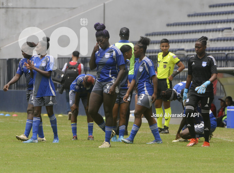 FBL-SUPERLIGAFEMENINA-EMELEC-VINOTINTO