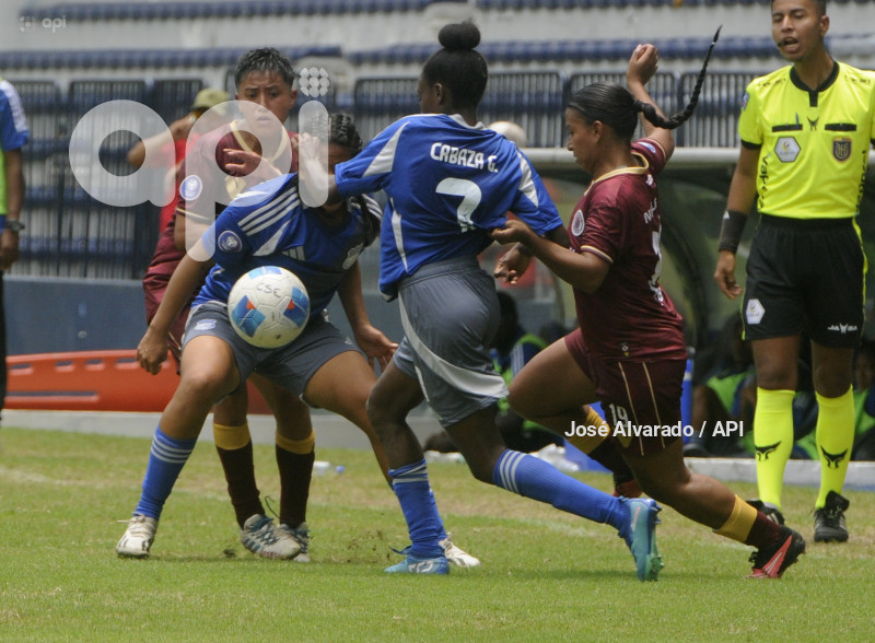 FBL-SUPERLIGAFEMENINA-EMELEC-VINOTINTO