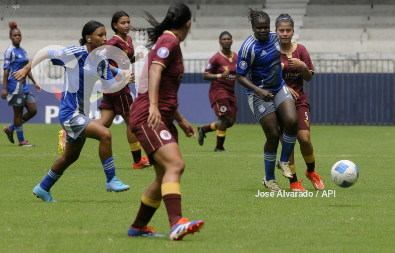 FBL-SUPERLIGAFEMENINA-EMELEC-VINOTINTO