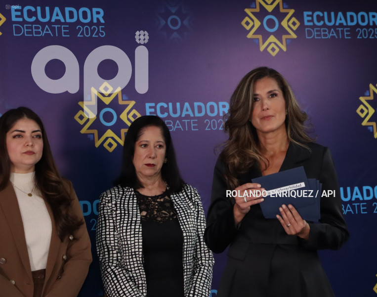 DEBATE PRESIDENCIAL 2025 GONZALEZ  NOBOA