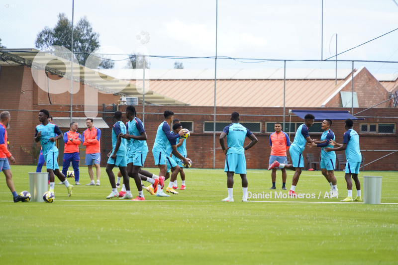 ENTRENAMIENTO SELECCION