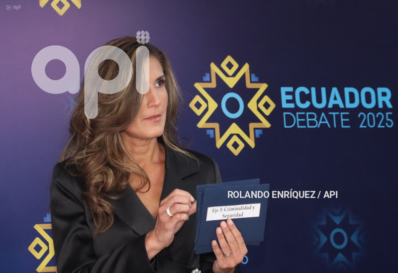 DEBATE PRESIDENCIAL 2025 GONZALEZ  NOBOA