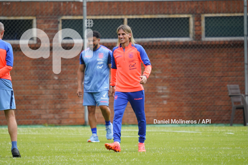 ENTRENAMIENTO SELECCION