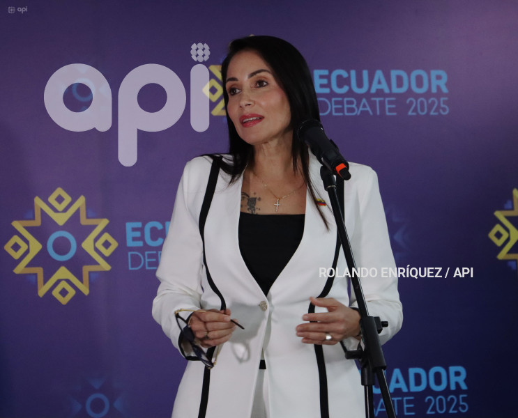 DEBATE PRESIDENCIAL 2025 GONZALEZ  NOBOA