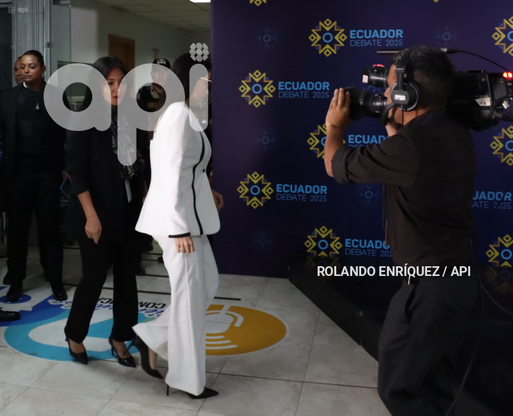 DEBATE PRESIDENCIAL 2025 GONZALEZ  NOBOA