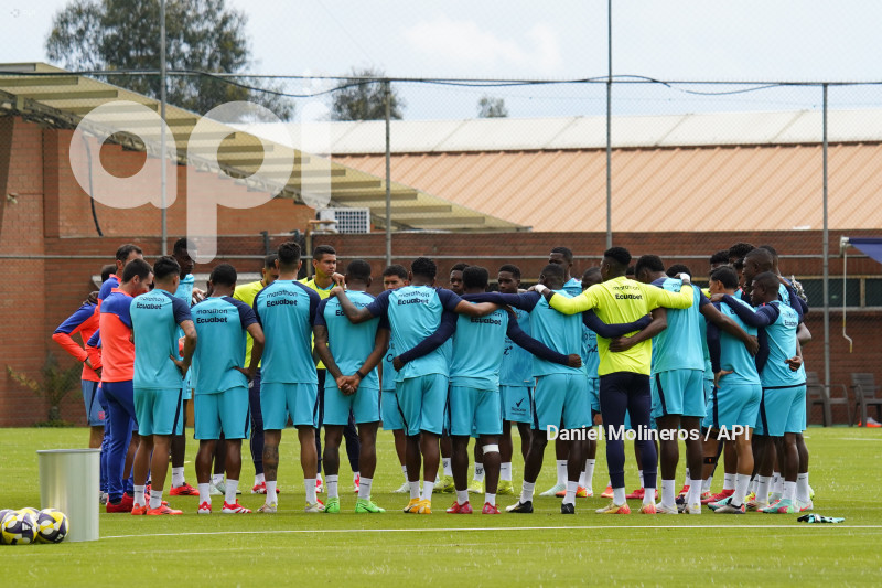 ENTRENAMIENTO SELECCION