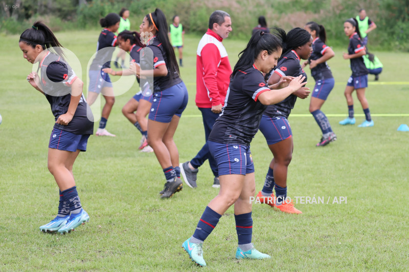FBL SUPERLIGA FEMENINA NACIONAL VS LDU GUERRERAS ALBAS
