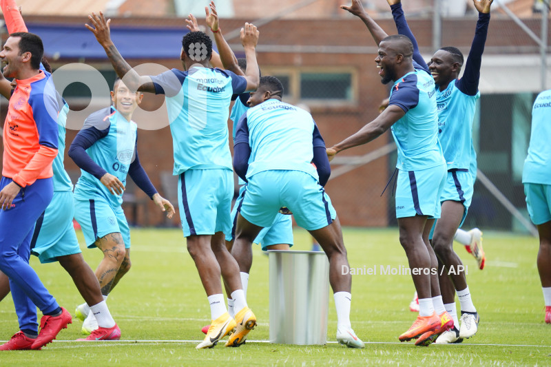ENTRENAMIENTO SELECCION