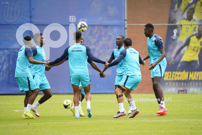 ENTRENAMIENTO SELECCION