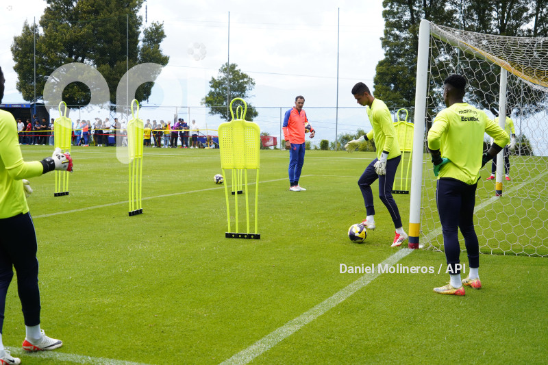ENTRENAMIENTO SELECCION