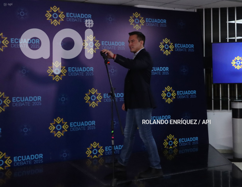 DEBATE PRESIDENCIAL 2025 GONZALEZ  NOBOA