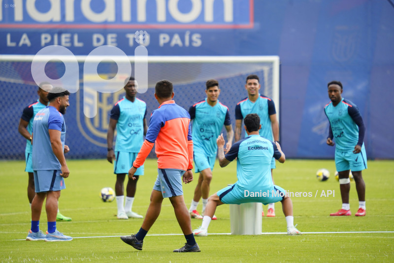 ENTRENAMIENTO SELECCION