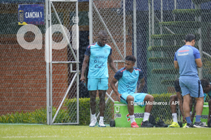 ENTRENAMIENTO SELECCION