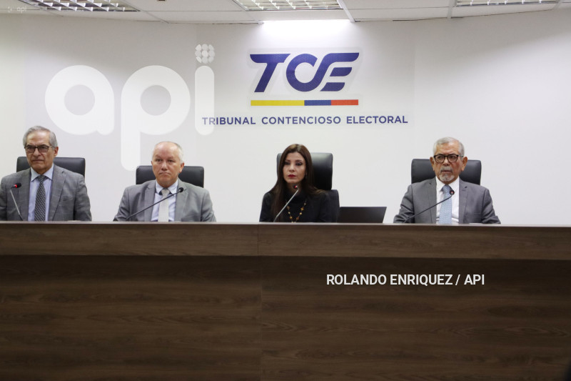 AUDIENCIA VERONICA ABAD