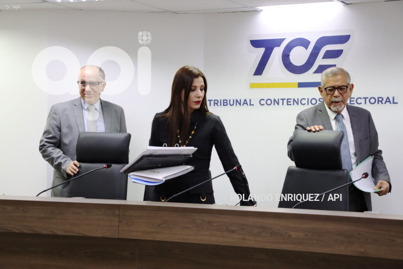 AUDIENCIA VERONICA ABAD